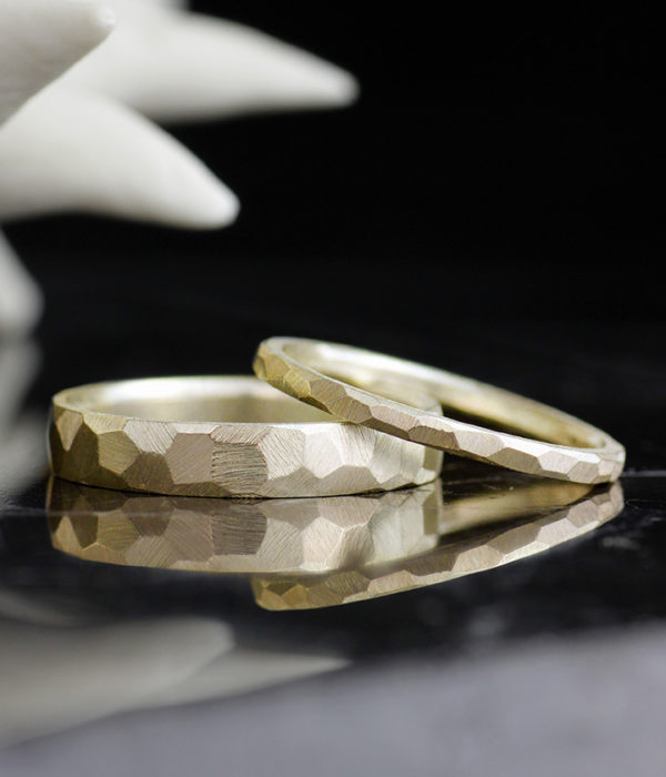 mm  mm yellow gold faceted set