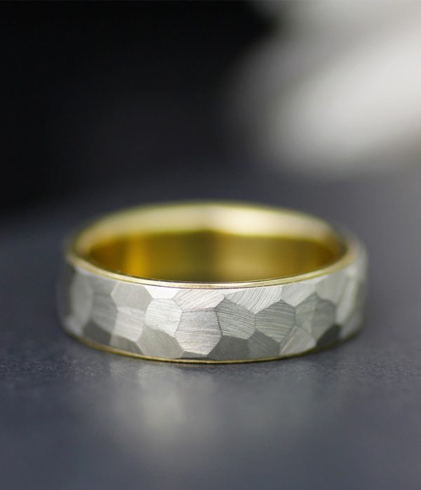 Gold Lined Faceted Gender Neutral Band
