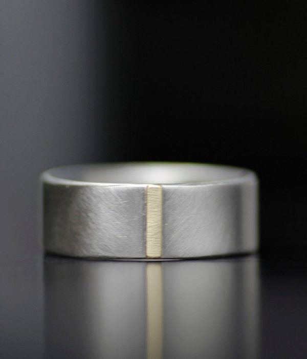 In Line Diamond Gold Tab Wedding Band
