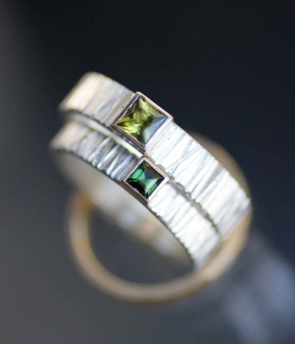 squareperidotandtanzaniteinKyellowgold