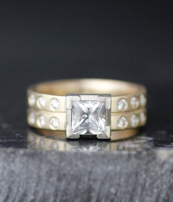 circle and square white sapphire front view
