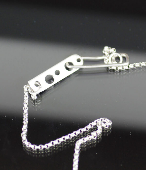 rectangle clasp with circles