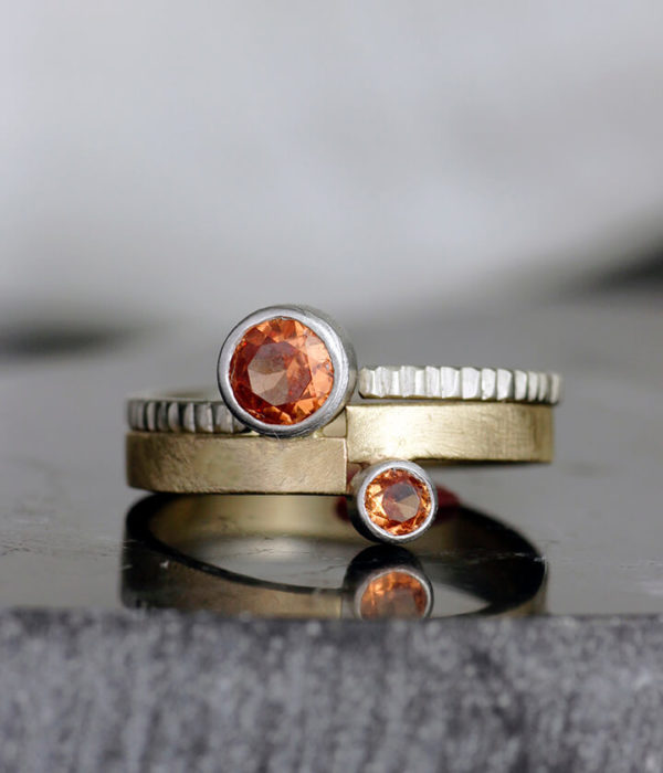 vis a vis padparadscha with crenelated band