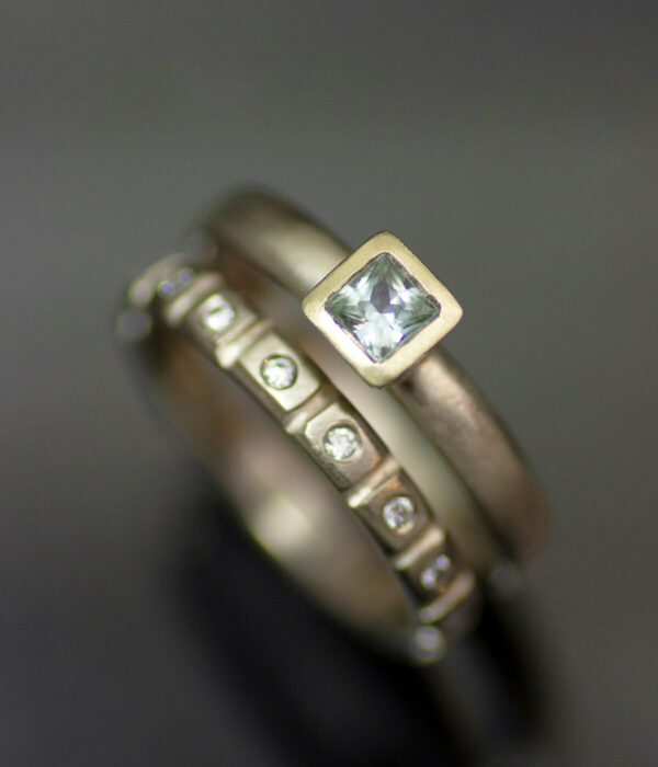 mm green sapphire set on black CORRECTED e