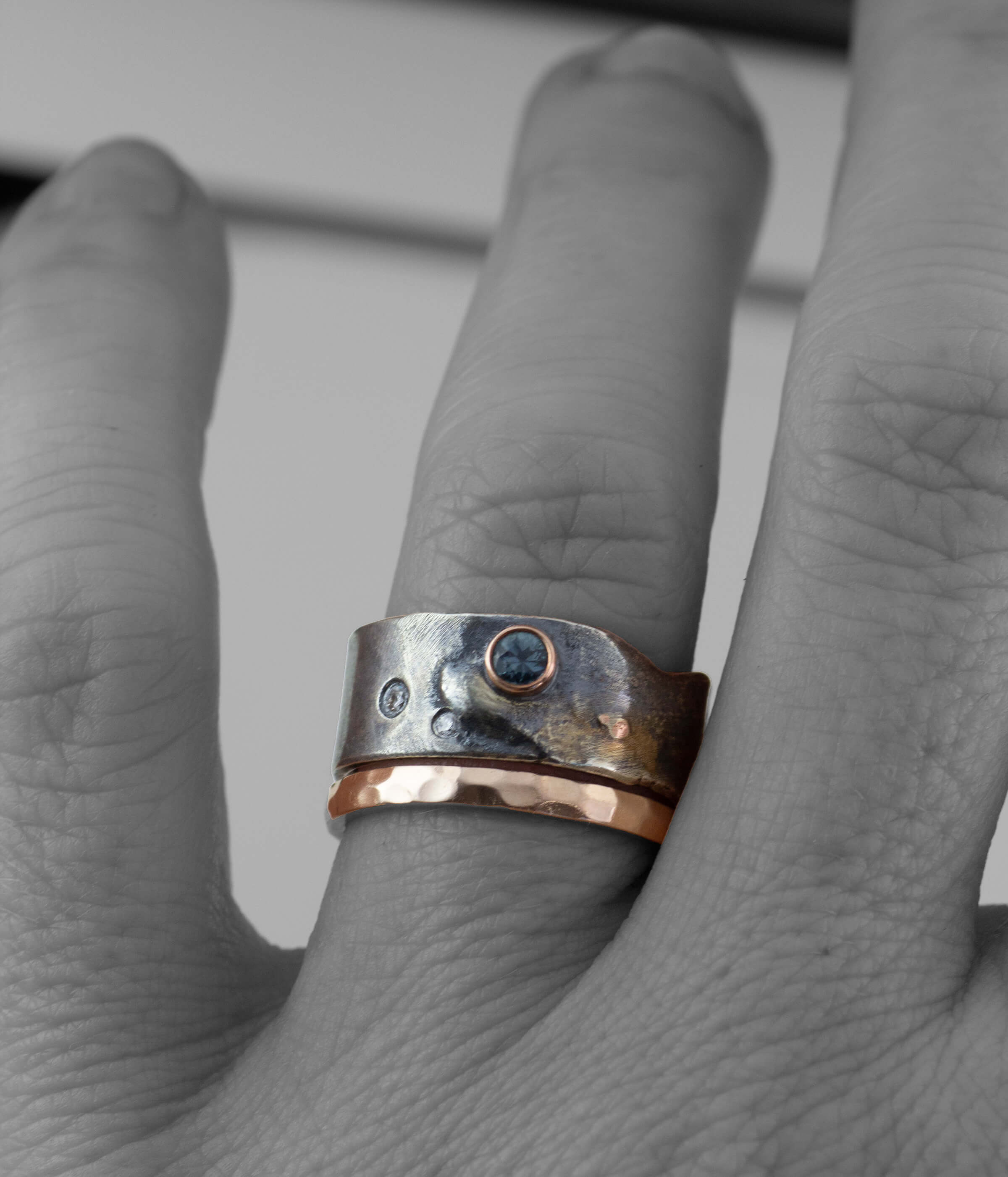 shadows of venus on hand