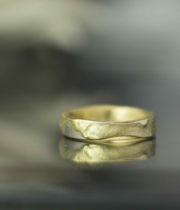 molten lava  ring