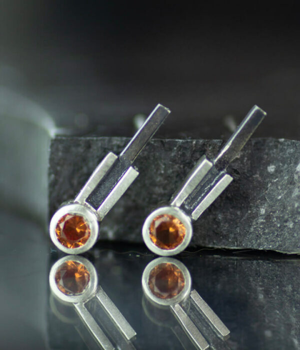 double stripe pad stud earrings