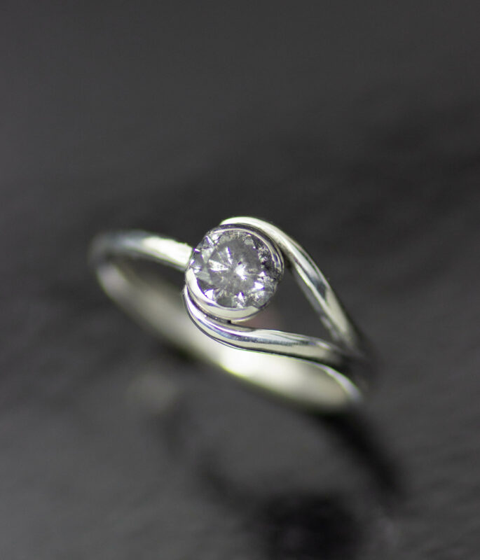 Solitaire ring with a 0.50 carat diamond in platinum - BAUNAT