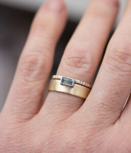 Baguette Engagement Ring - Lolide